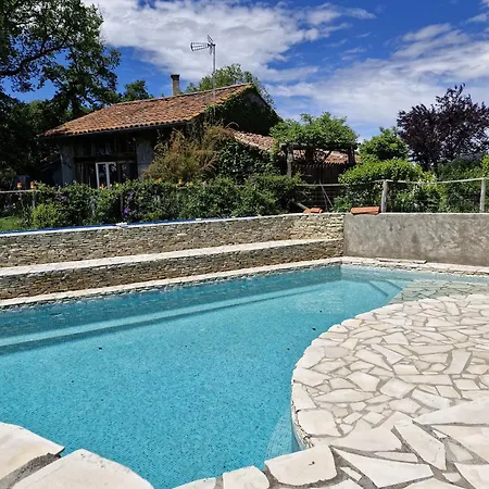 Gite Avec Piscine, Boulodrome, Spa